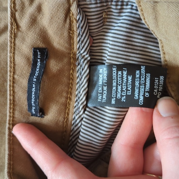 2 for $40 - Simons Tan Chinos - Picture 6 of 7